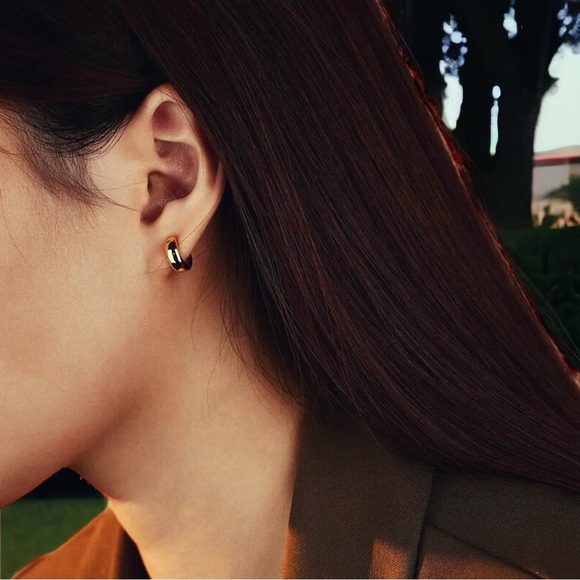 NEW Yellow Gold-Plated 925 Sterling Silver Chubby Wide 11.5mm Huggie Hoops - Picture 12 of 14